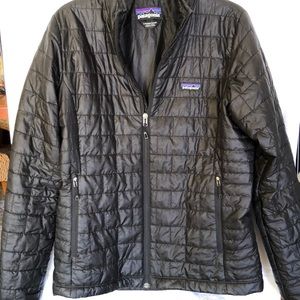 Women’ Patagonia black Nano Puff jacket